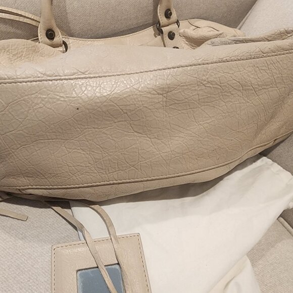 Balenciaga City in Tapioca - Picture 3 of 11